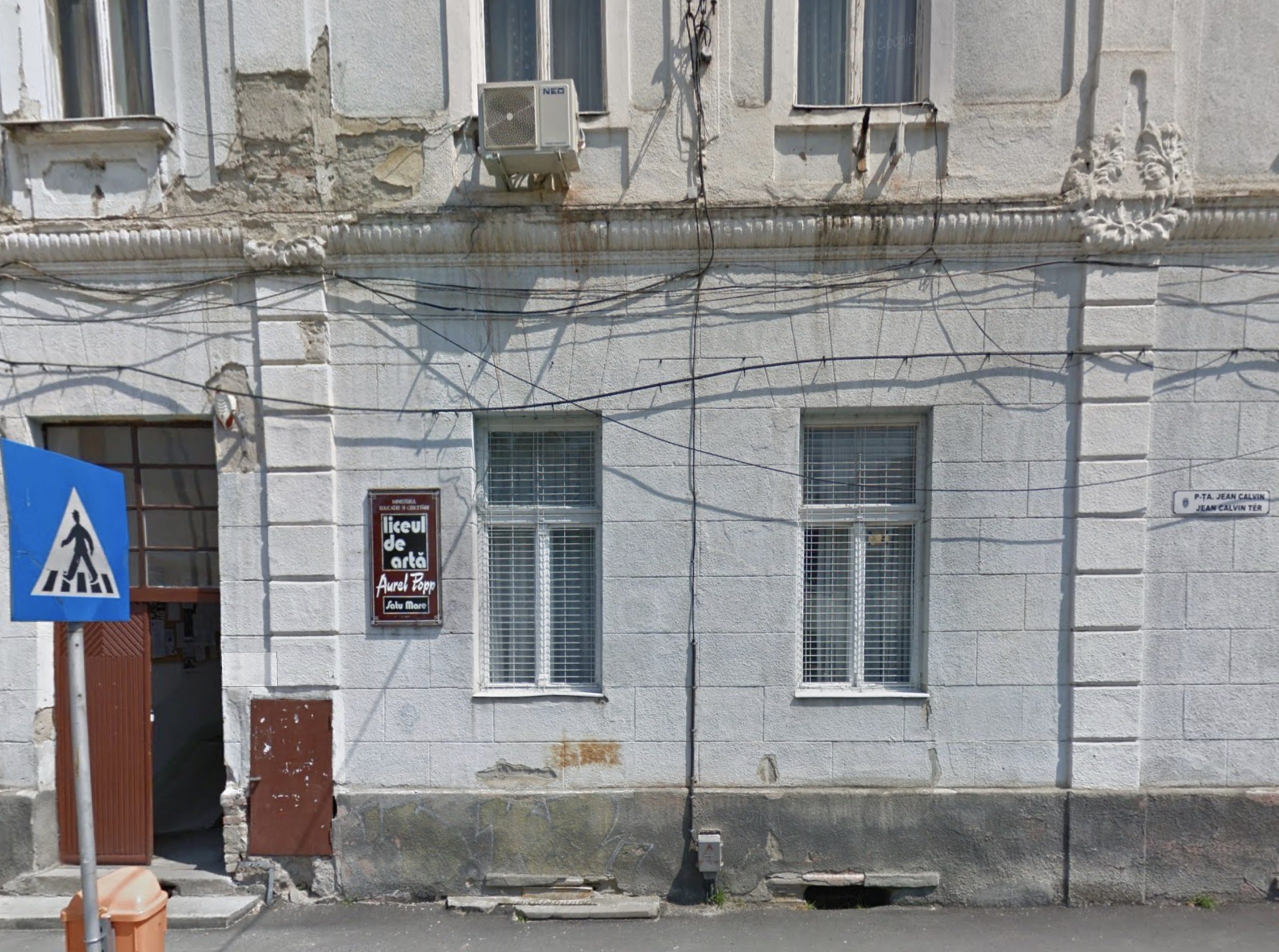 Liceul Sanitar, piața Jean Calvin (azi Liceul de Arte)